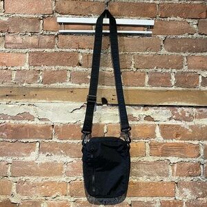BAGGU Sport Cross-body bag